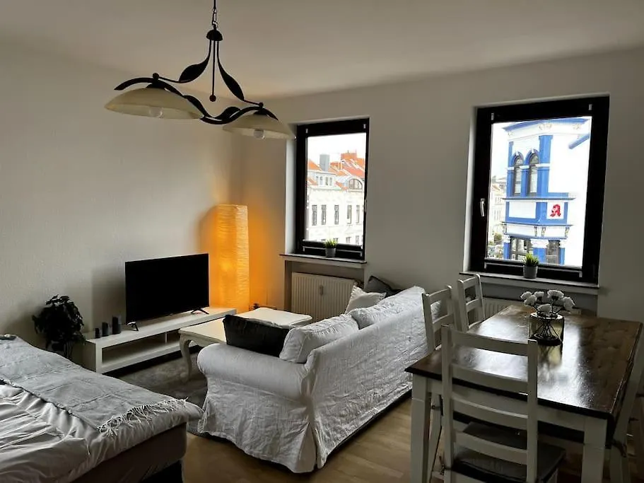 Wunderschoene 3-Zimmer Wohnung Fuer 8 Personen Bremen