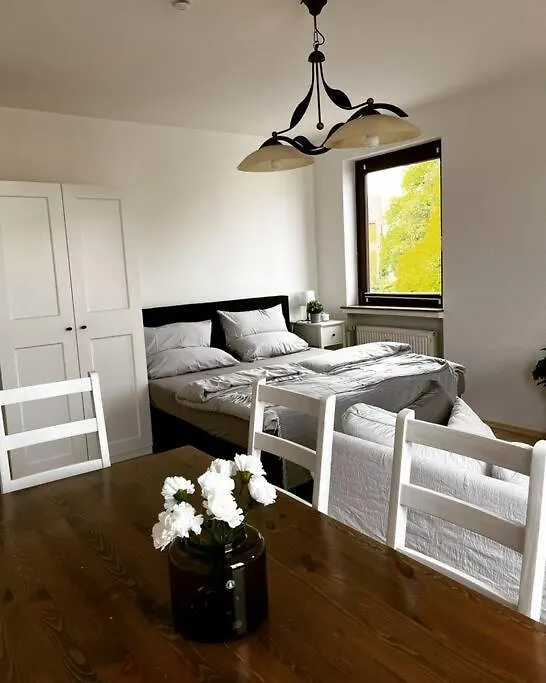 Apartment Wunderschoene 3-Zimmer Wohnung Fuer 8 Personen Bremen Germany