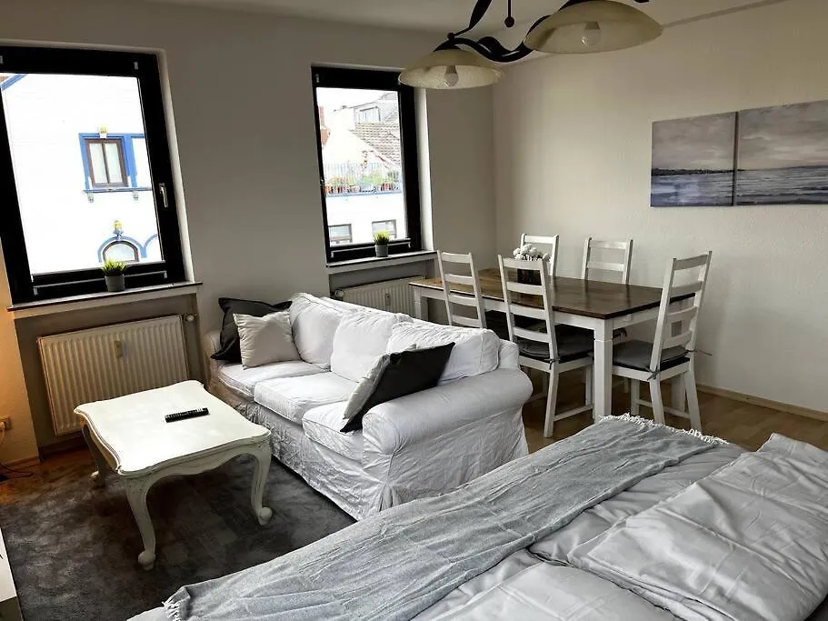 Wunderschoene 3-Zimmer Wohnung Fuer 8 Personen Bremen Germany